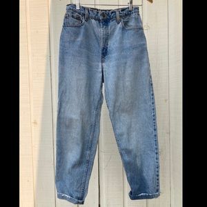 Levi’s 551 Reworked Vintage Tapered Mom Jeans